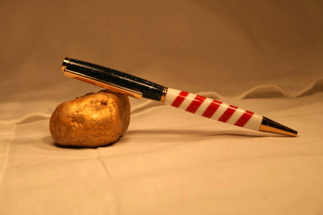 Flag Pen