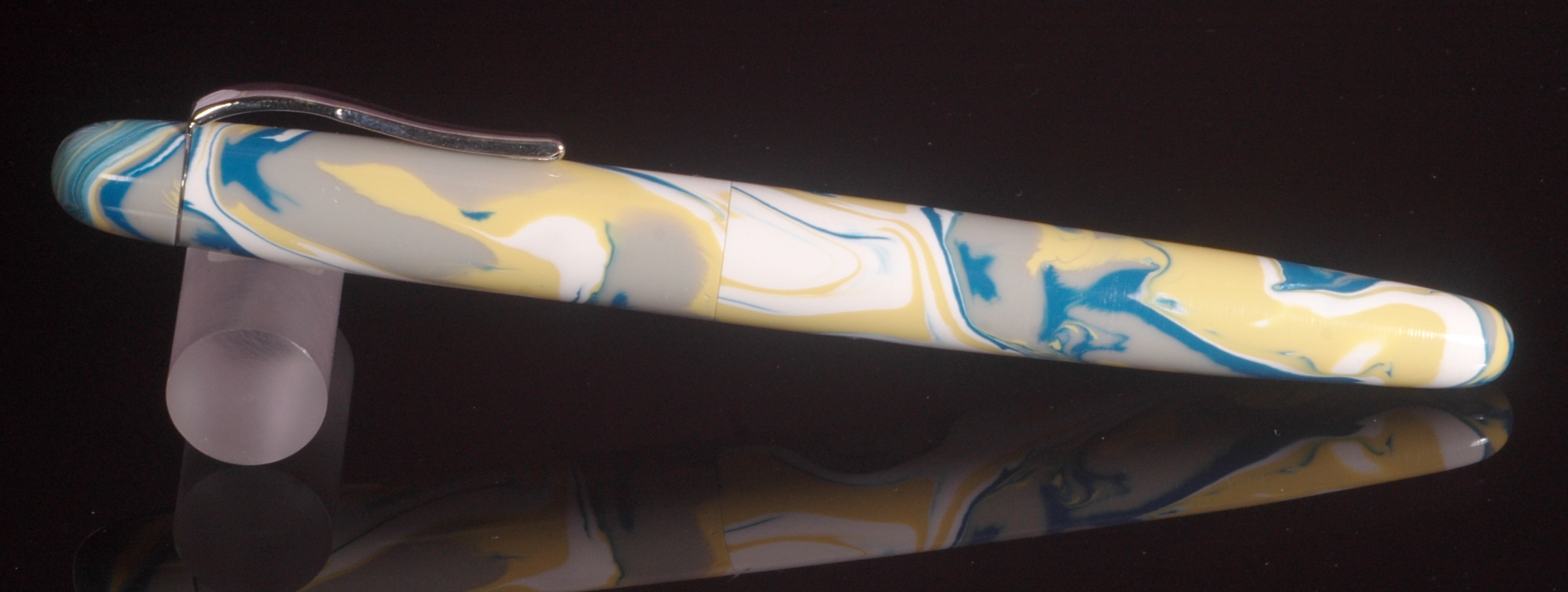Fosfor Pens - Polyester Resin Fountain Pen