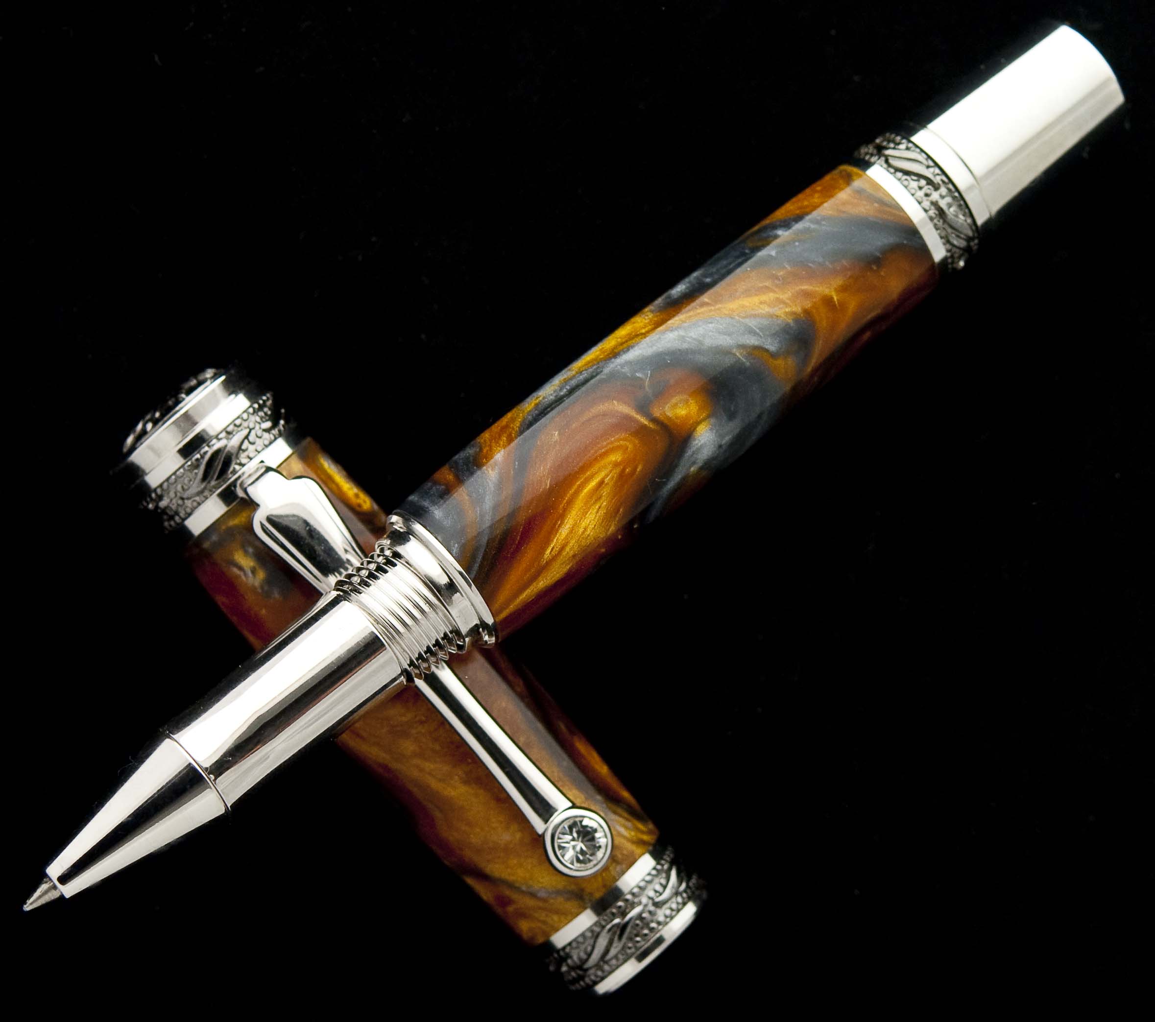 Gold and Silver Lava Lamp Majestic