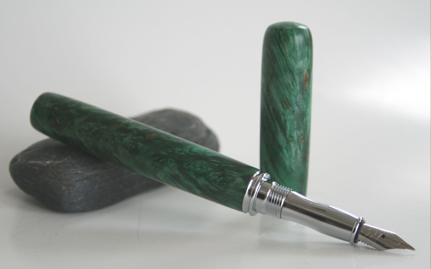Green-black double dyed boxelder burl closed end fountain pen
