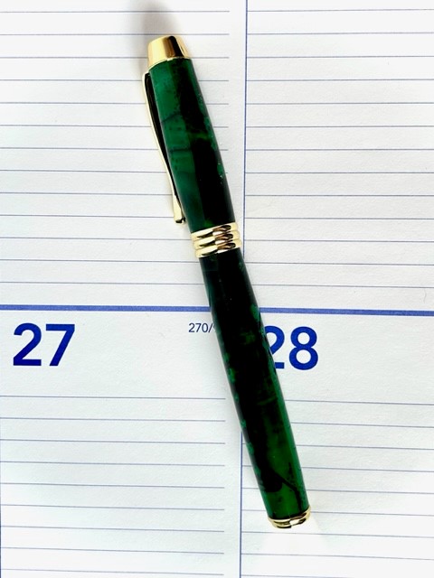 green fountian pen .jpg