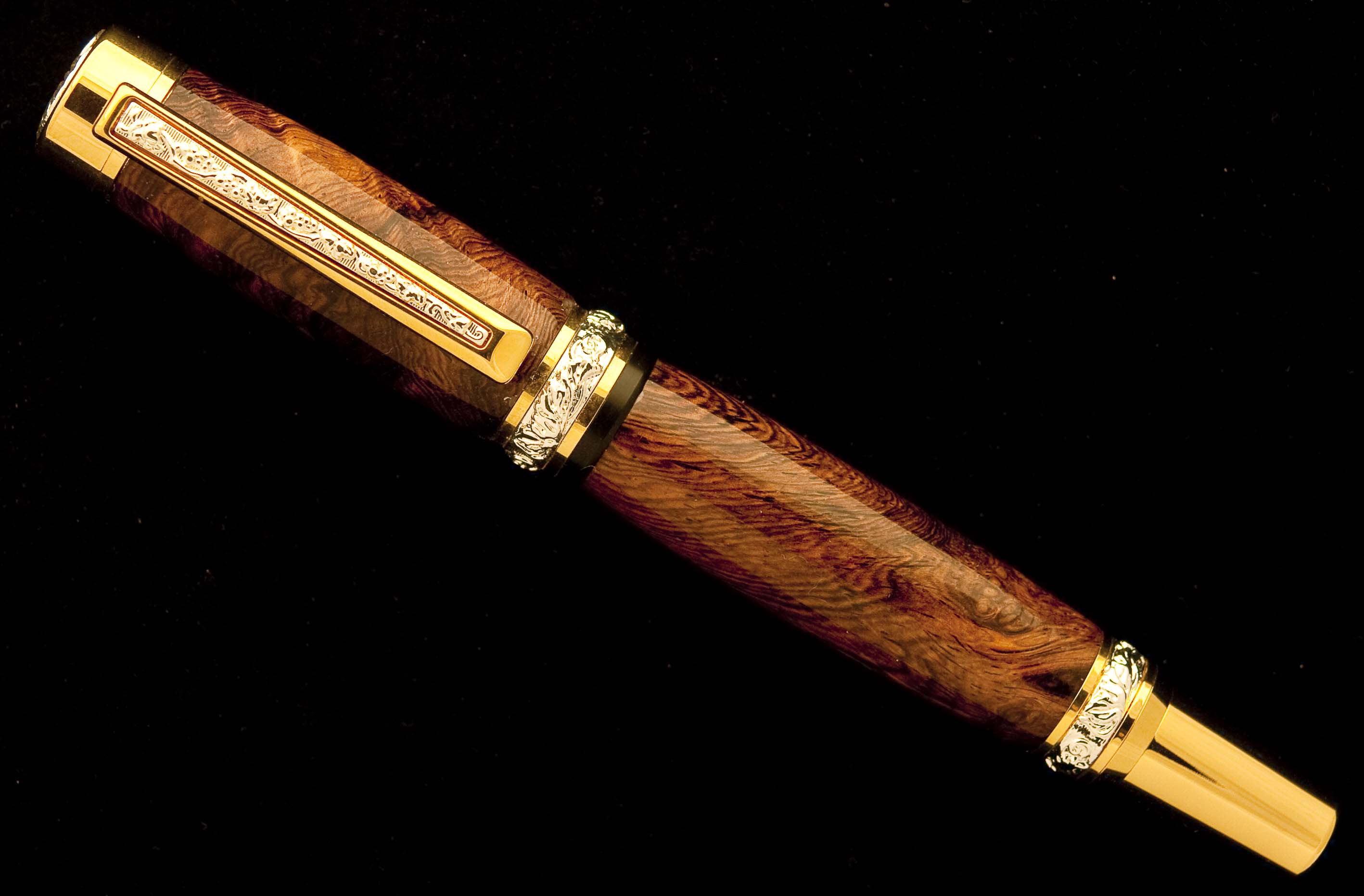 Honduran Rosewood Burl on Cambridge Fountain Pen