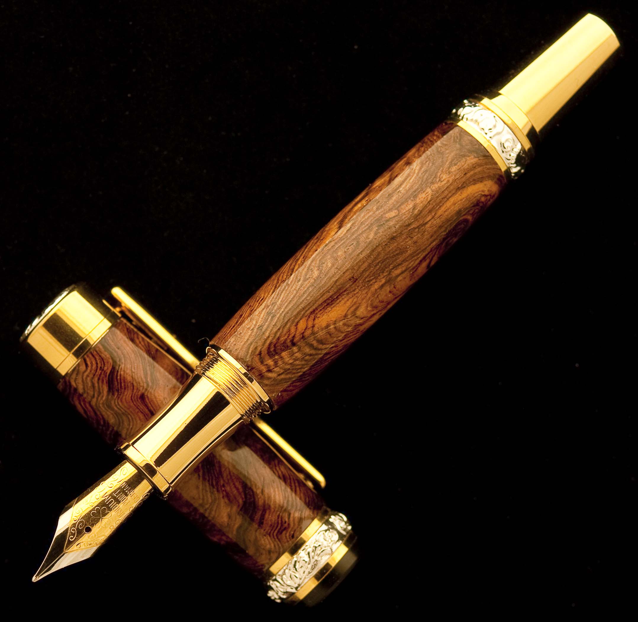 Honduran Rosewood Burl on Cambridge Fountain Pen