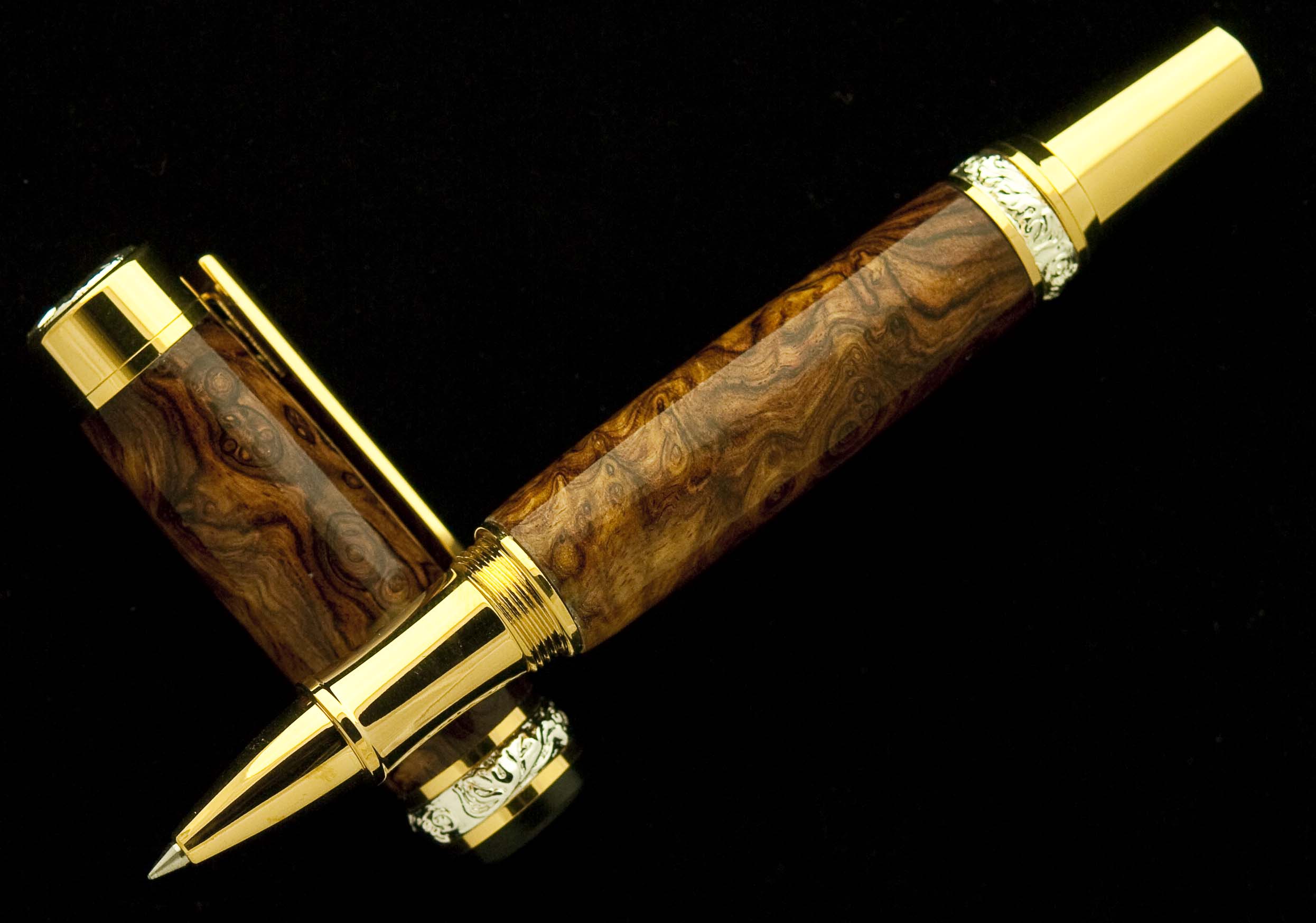 Honduran Rosewood Burl on Cambridge TG/SS Rollerball