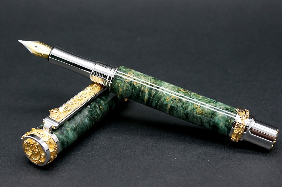 Jr. Great Palace Vine Fountain pen