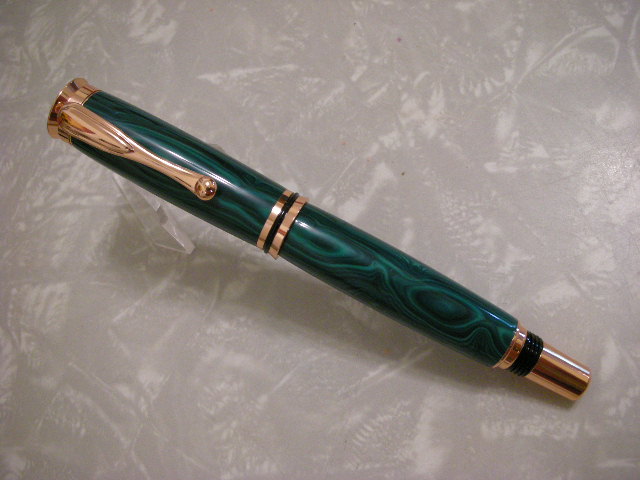 Jr Retro Copper Fountain in Green Malachite