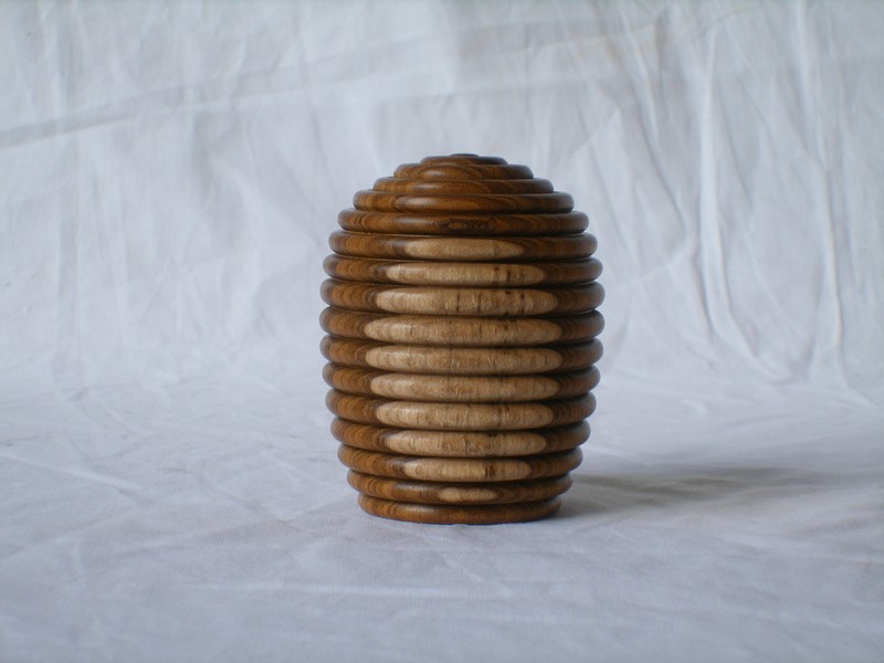 Laburnum Beehive style lidded box