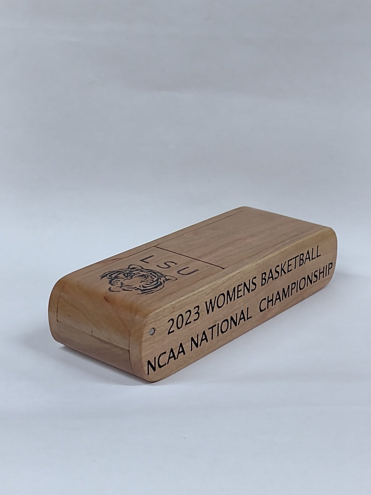 LSU National Championship Series - Basketball Pen Box3.jpg