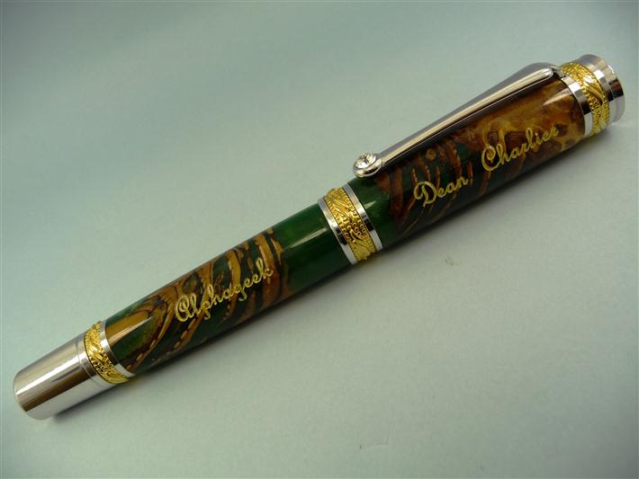 Majestic Fountain Pen Home cast Pine Cone