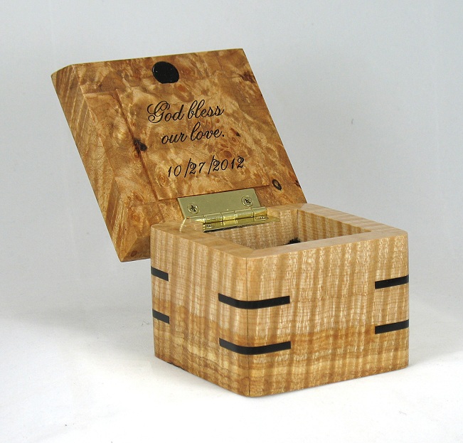 Maple Ring box
