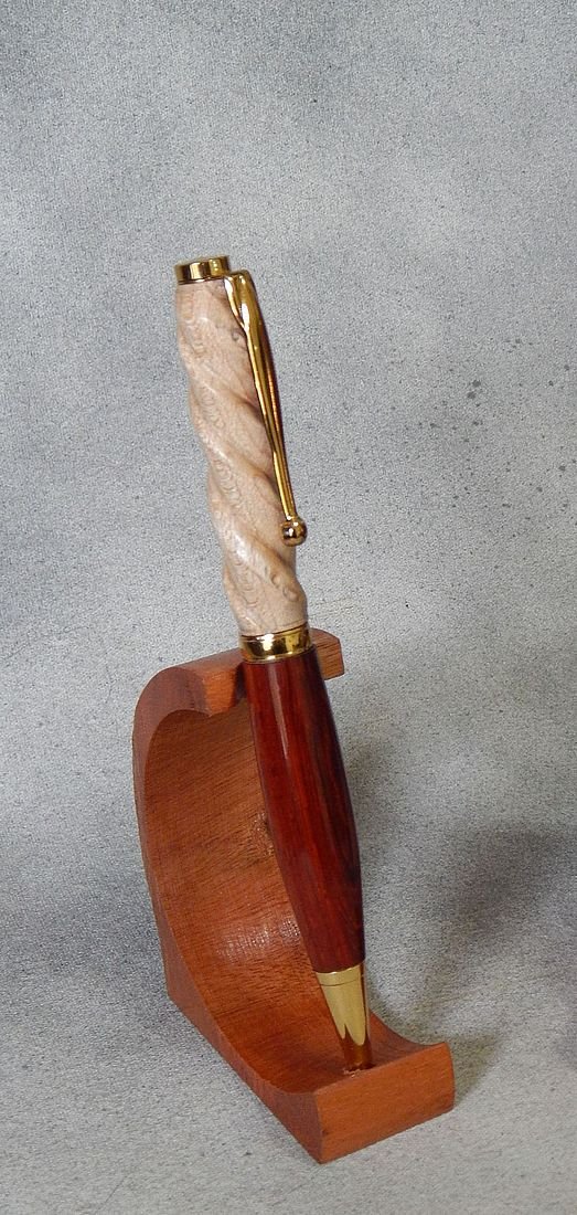 Maple Top Rope Pen.jpg