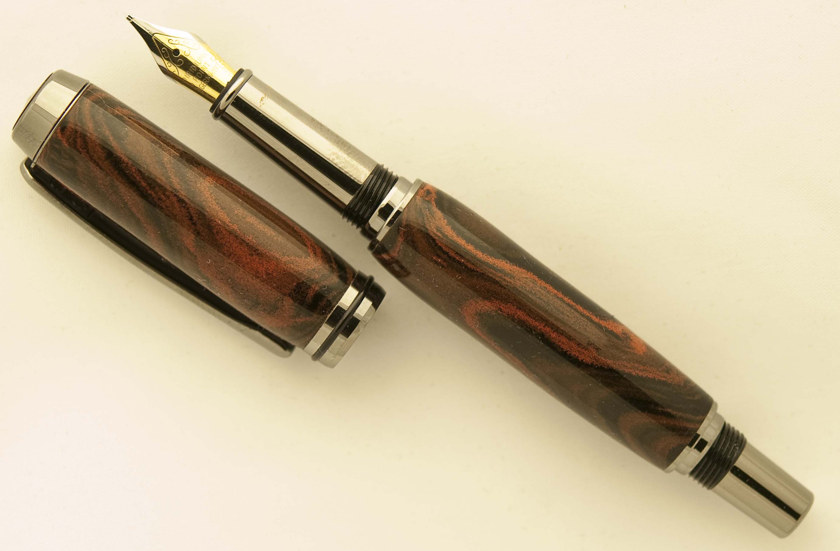 Marbled Red Ebonite Navigator