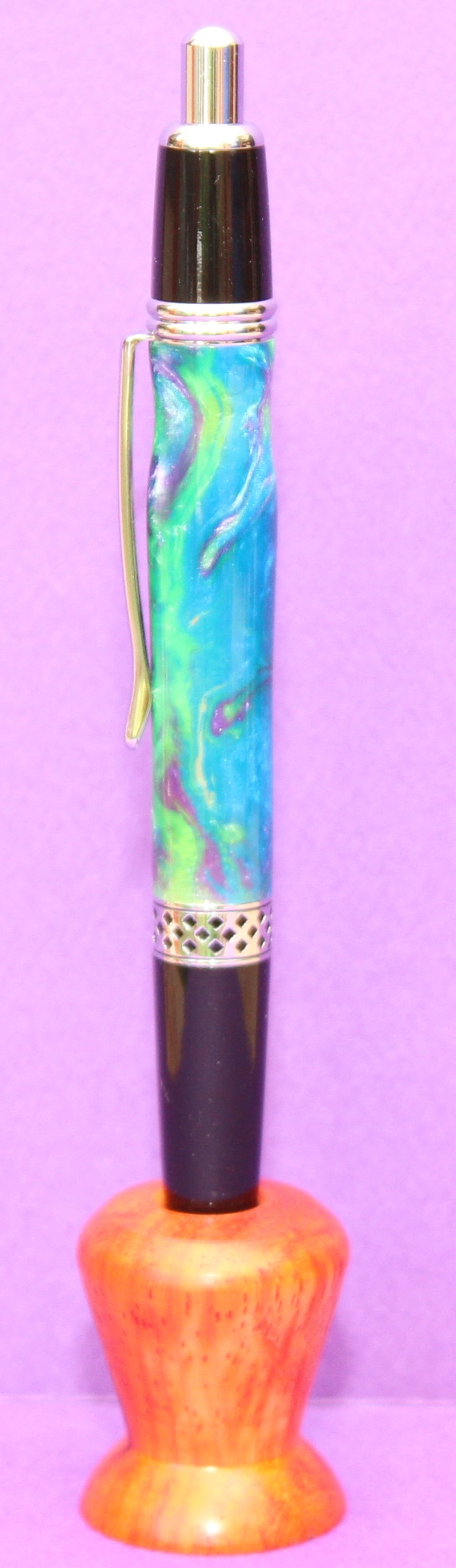 Mesa pen in Peacock