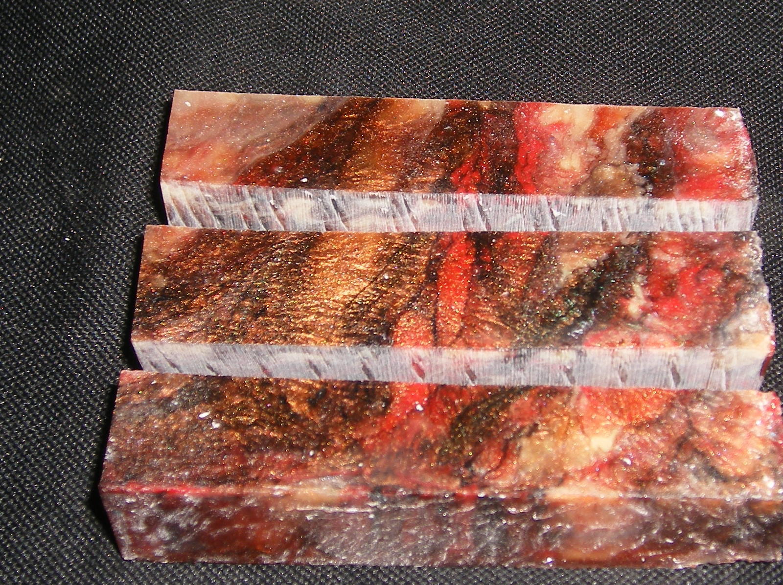 Mica Pigments (Brown) with Red and Black