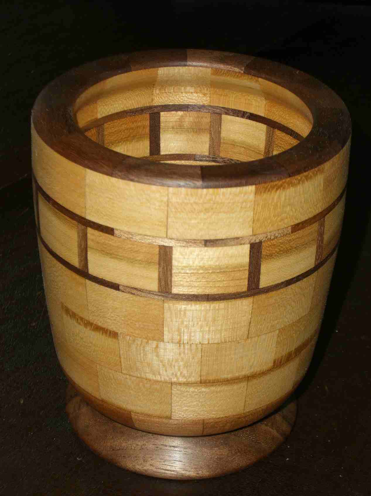 Mini segmented bowl