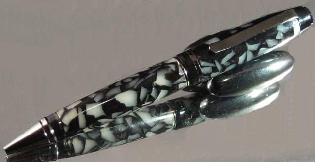 Moon-glo Black Ti cigar