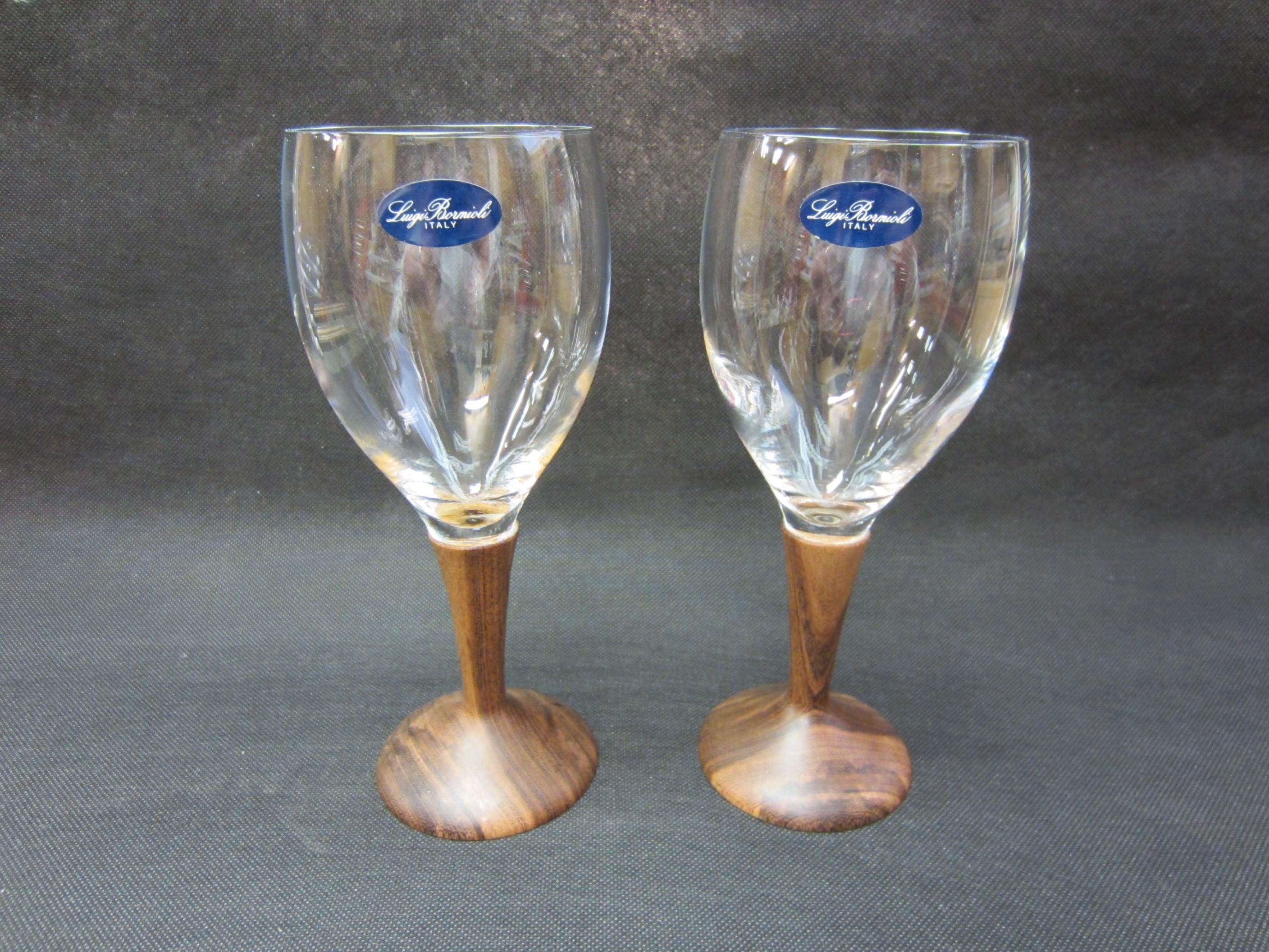 Mora stemmed wine glasses 1