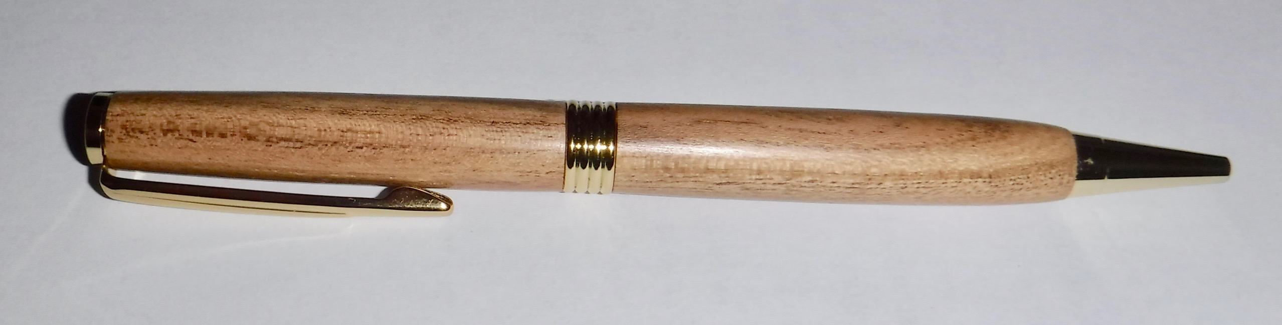 New to pen turning...