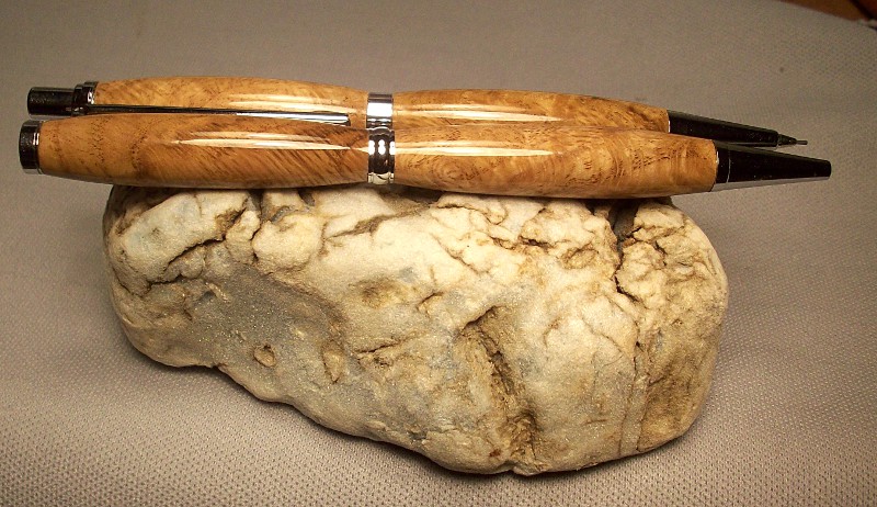 Oak burl pen and pencil
