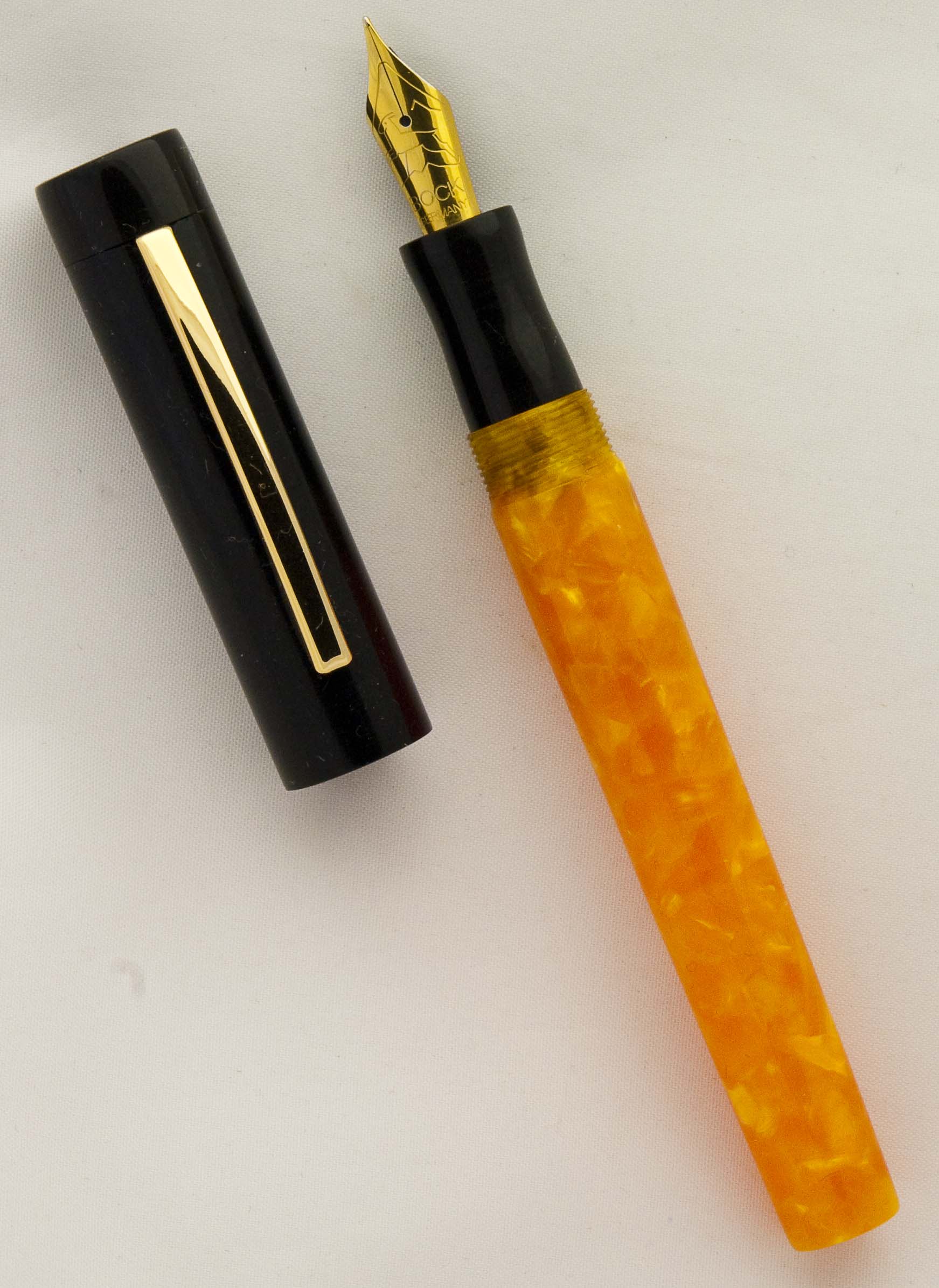 Orange and Black Duo Kitless