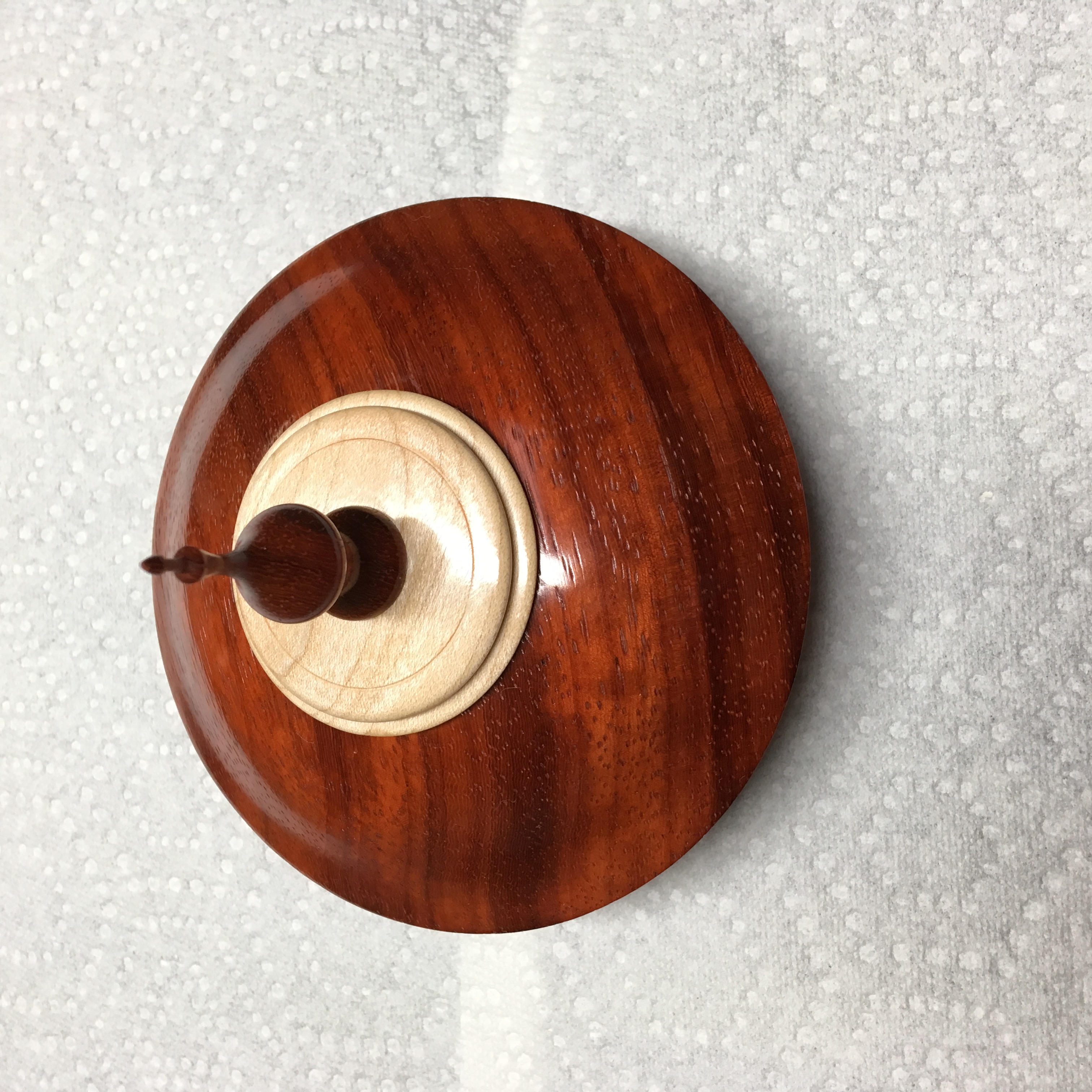 Padauk box w/maple lid