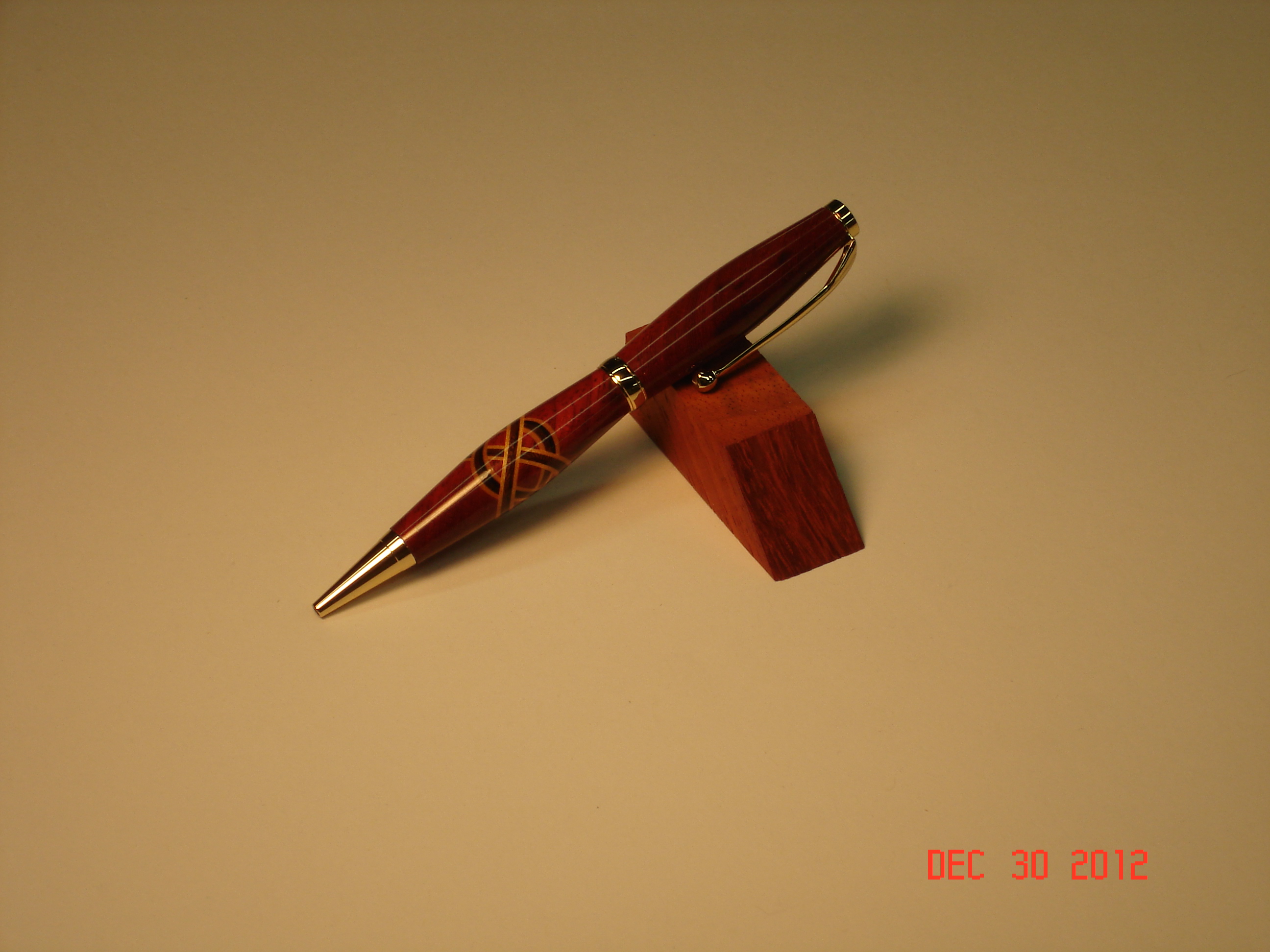 Padauk Celtic Knot