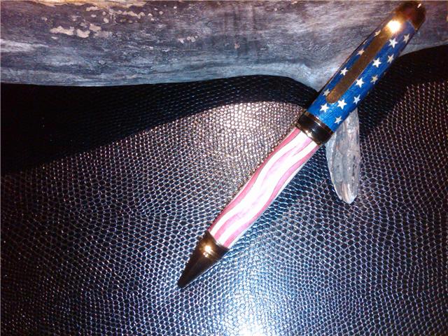 PATRIOTIC FLAG PEN