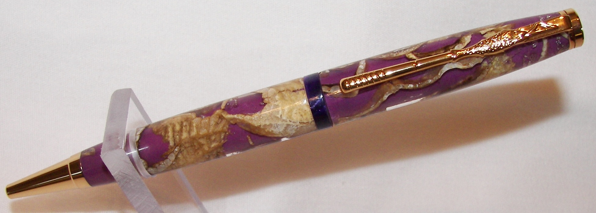 Peanut Pen