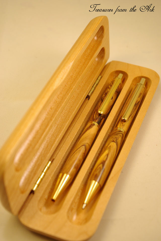 Pen and Pencil Set in Olive Wood