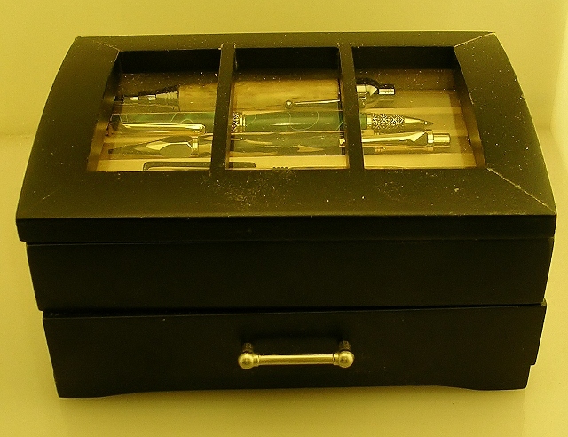 Pen Box closed