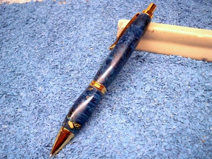 Pen/pencil in dyed stabilized maple burl