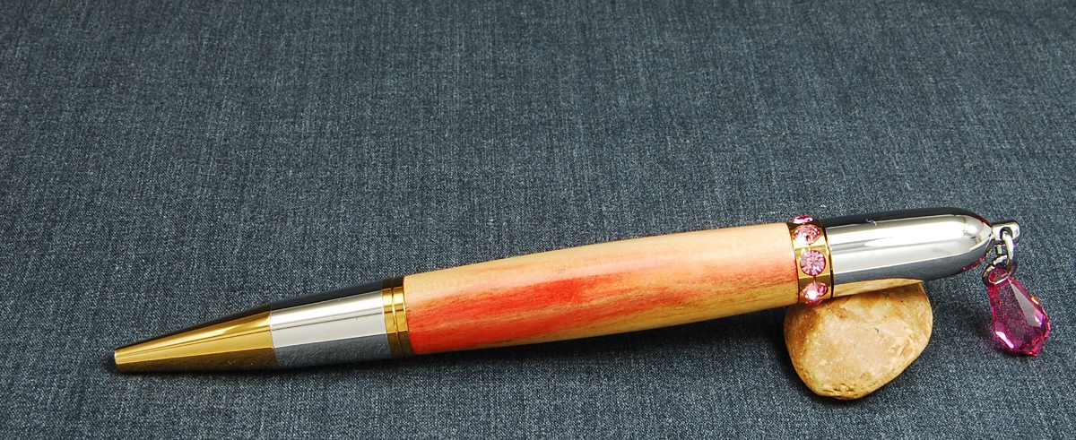 Pen0199 Flaming Boxelder Diva