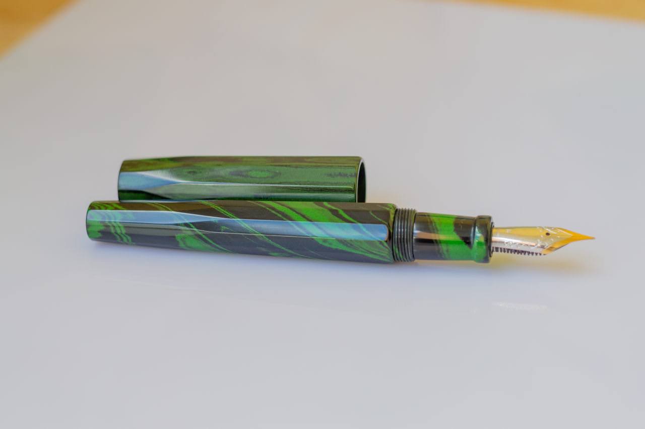 PenTeo Samurai Faceted Mottled Green4.jpg