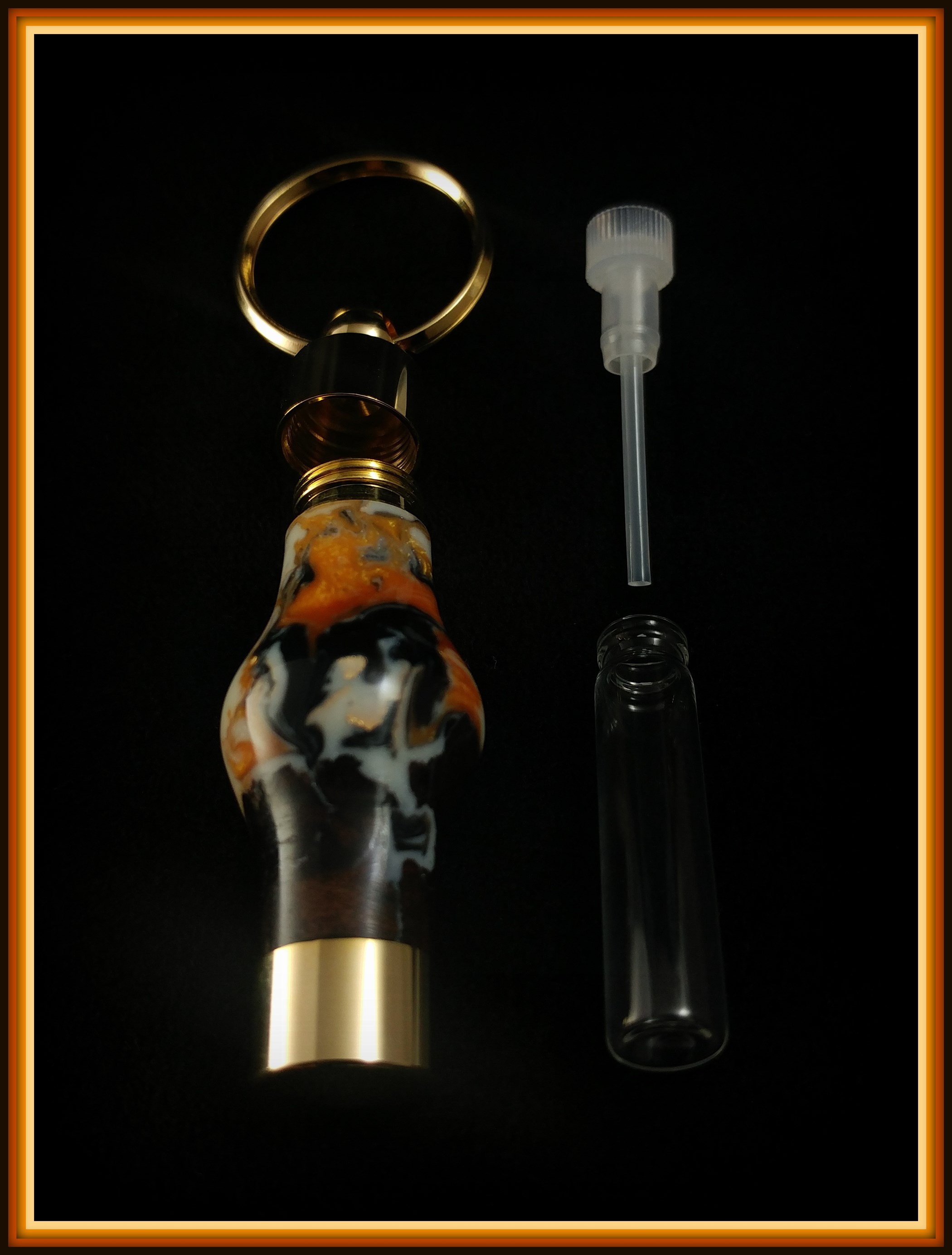 Perfume Pendant