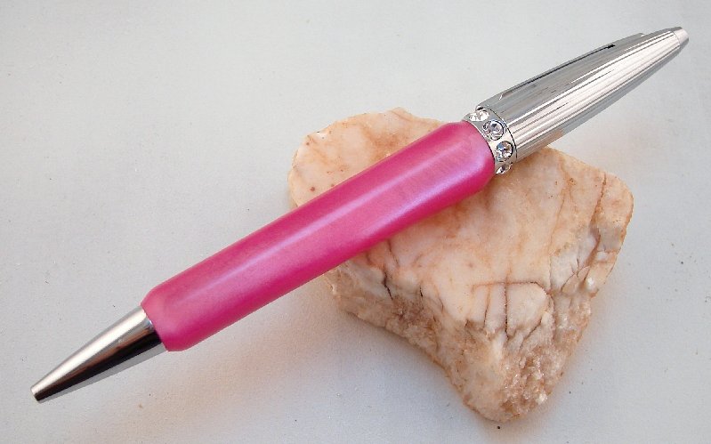 Pink Flamingo Duchess Pen