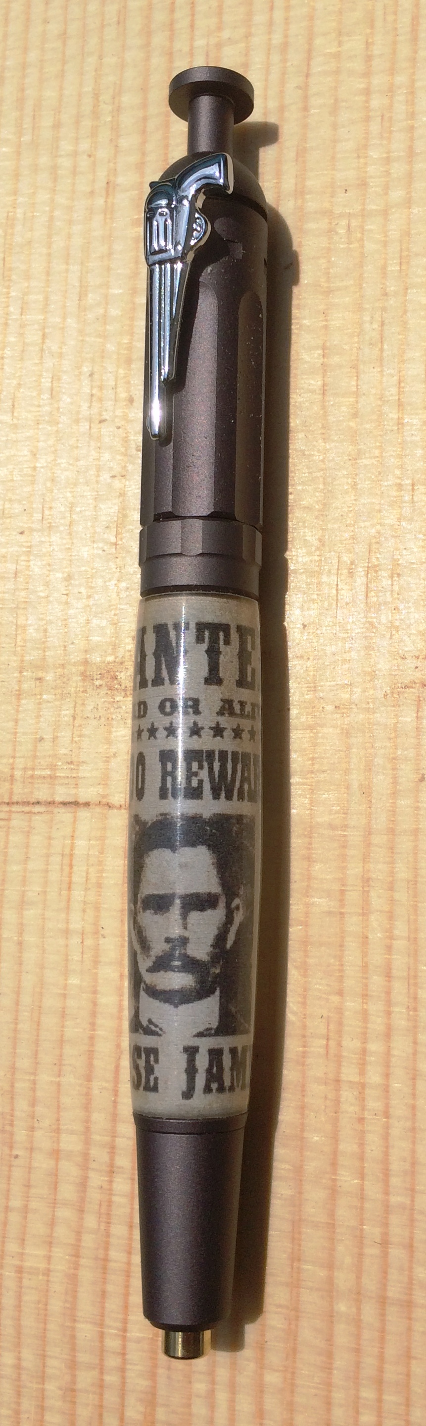 Pistol Pen