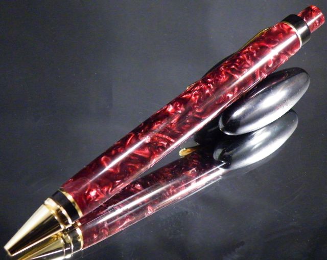 Red Crushed Velvet click cigar pen