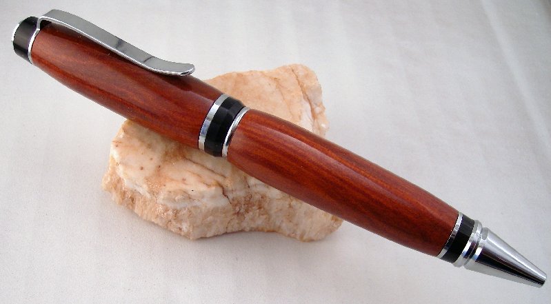 Redheart Cigar Pen