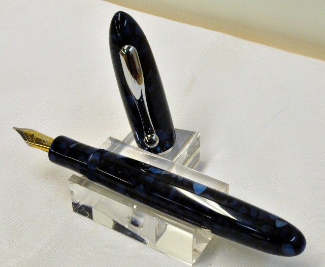 Rich Blue Pearl Custom Fountain Pen