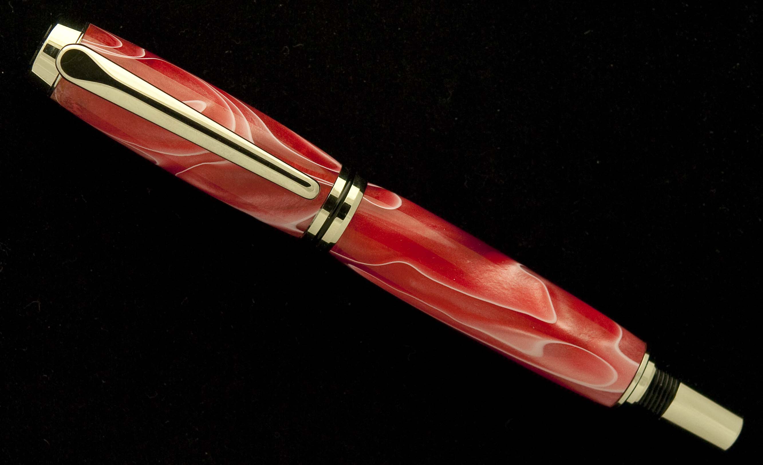 Scarlet Rose Lucite on Navigator