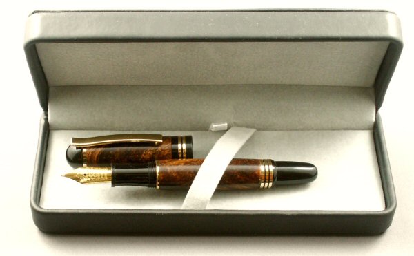 Screwbean Mesquite Churchill Fountain Pen