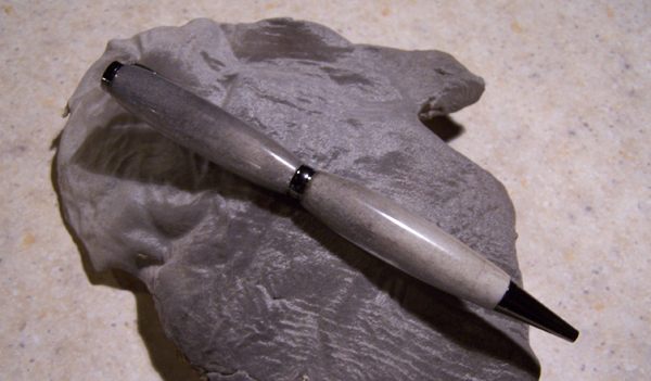 Sharkskin pen
