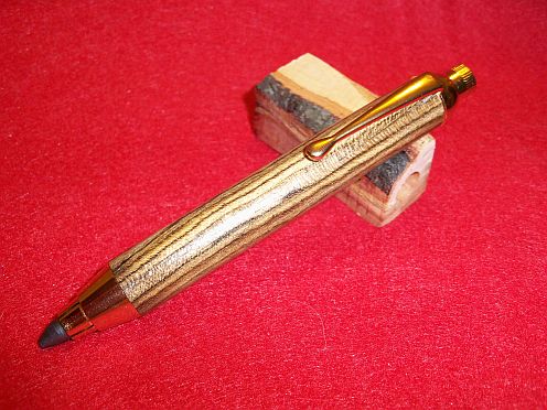 Sketch Pencil from Bocote in Gold