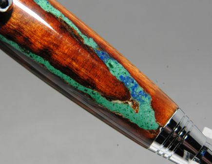 SNAKEWOOD Close Up