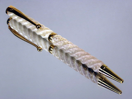 spiral design slimline whitetail deer antler