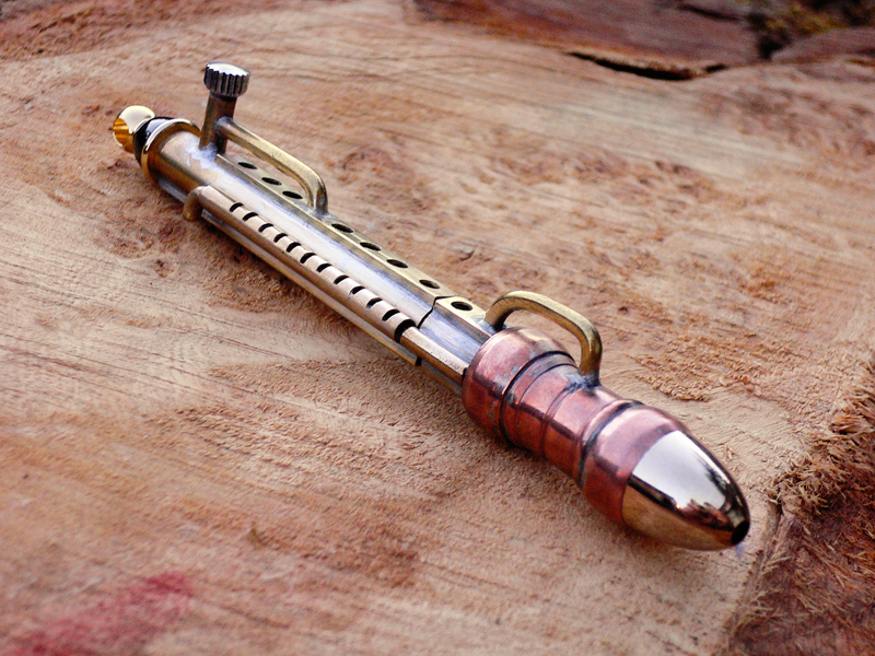 Steampunk Twist Necklace pen