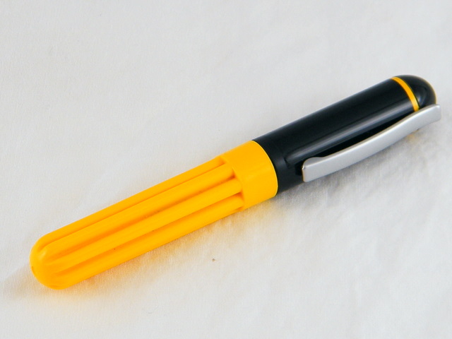 String-winder pen