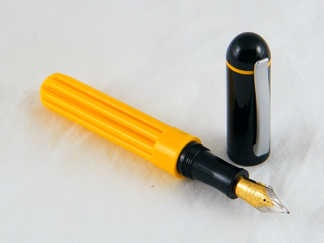 String-winder pen