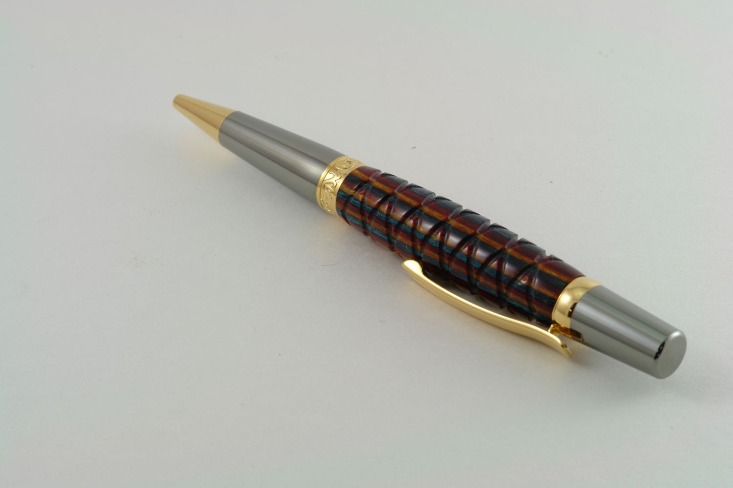 Striped Diamondwood Cross spiral from Pen Wizard