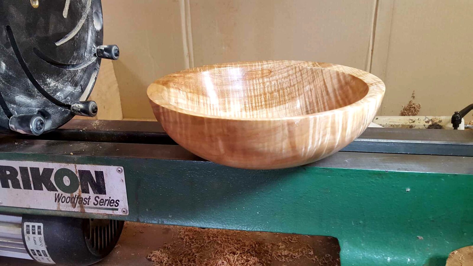 Tiger Striped Maple Bowl 1f.jpg